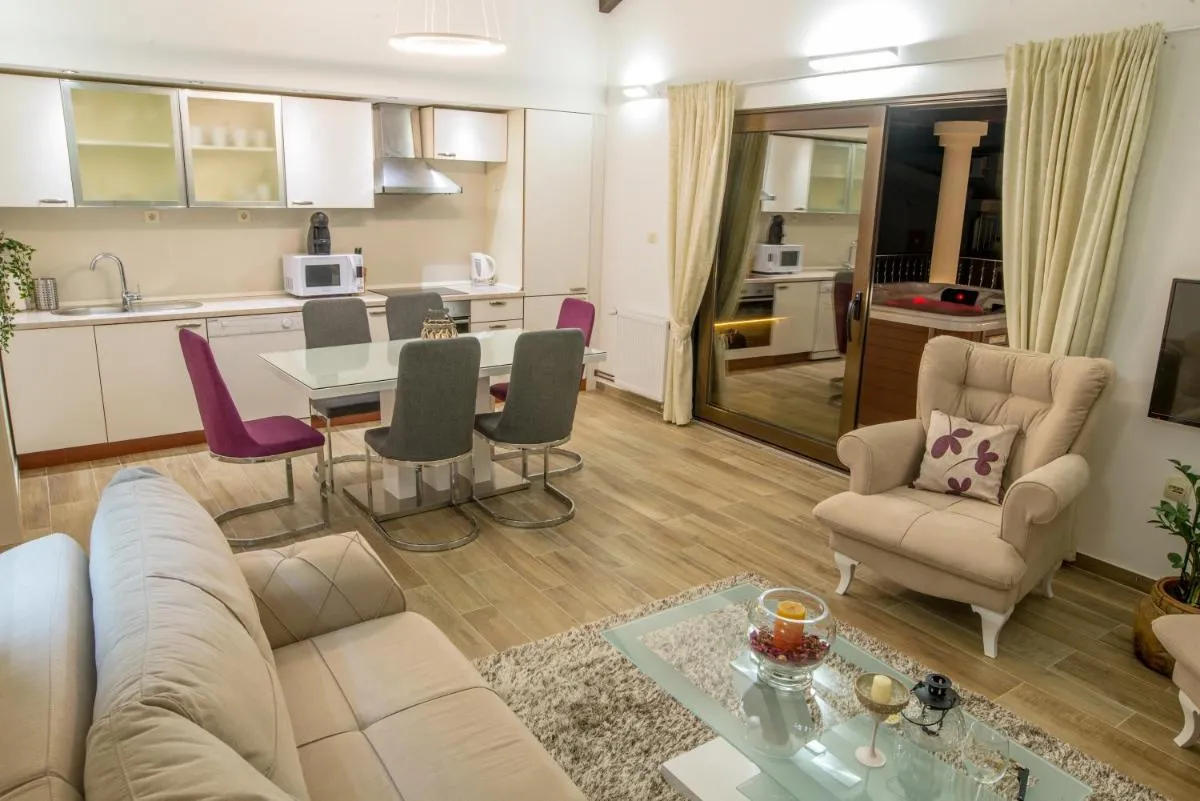 Image 4 of Villa Danigo