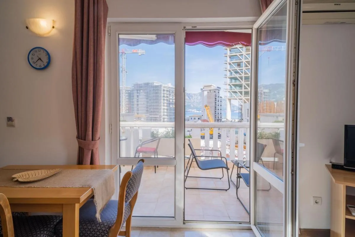 Image 3 of Villa Maxima Budva