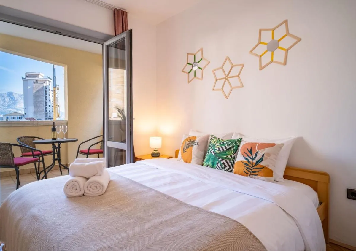 Image 1 of Villa Maxima Budva