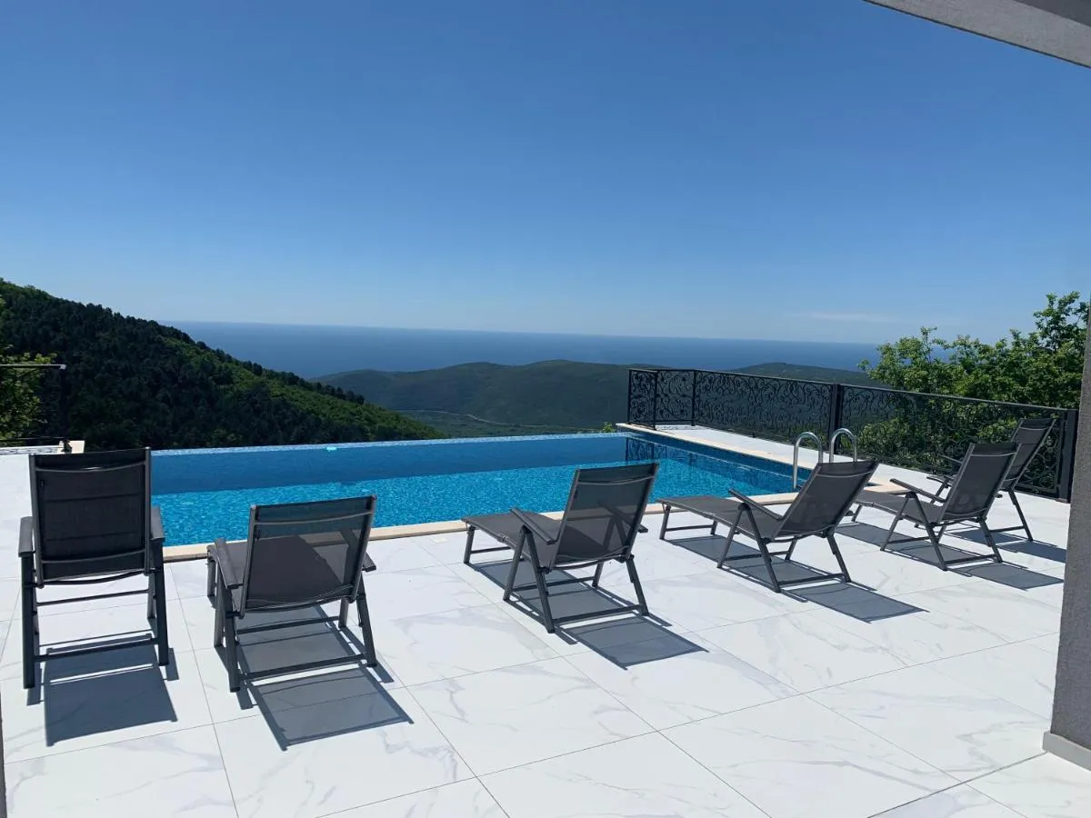 Image 3 of Villa VUK