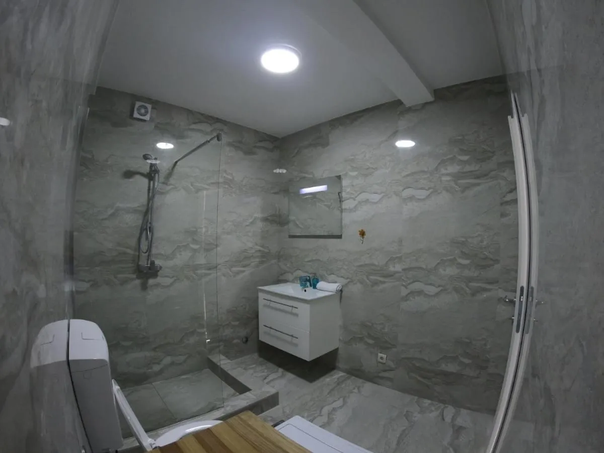 Image 2 of Villa VUK