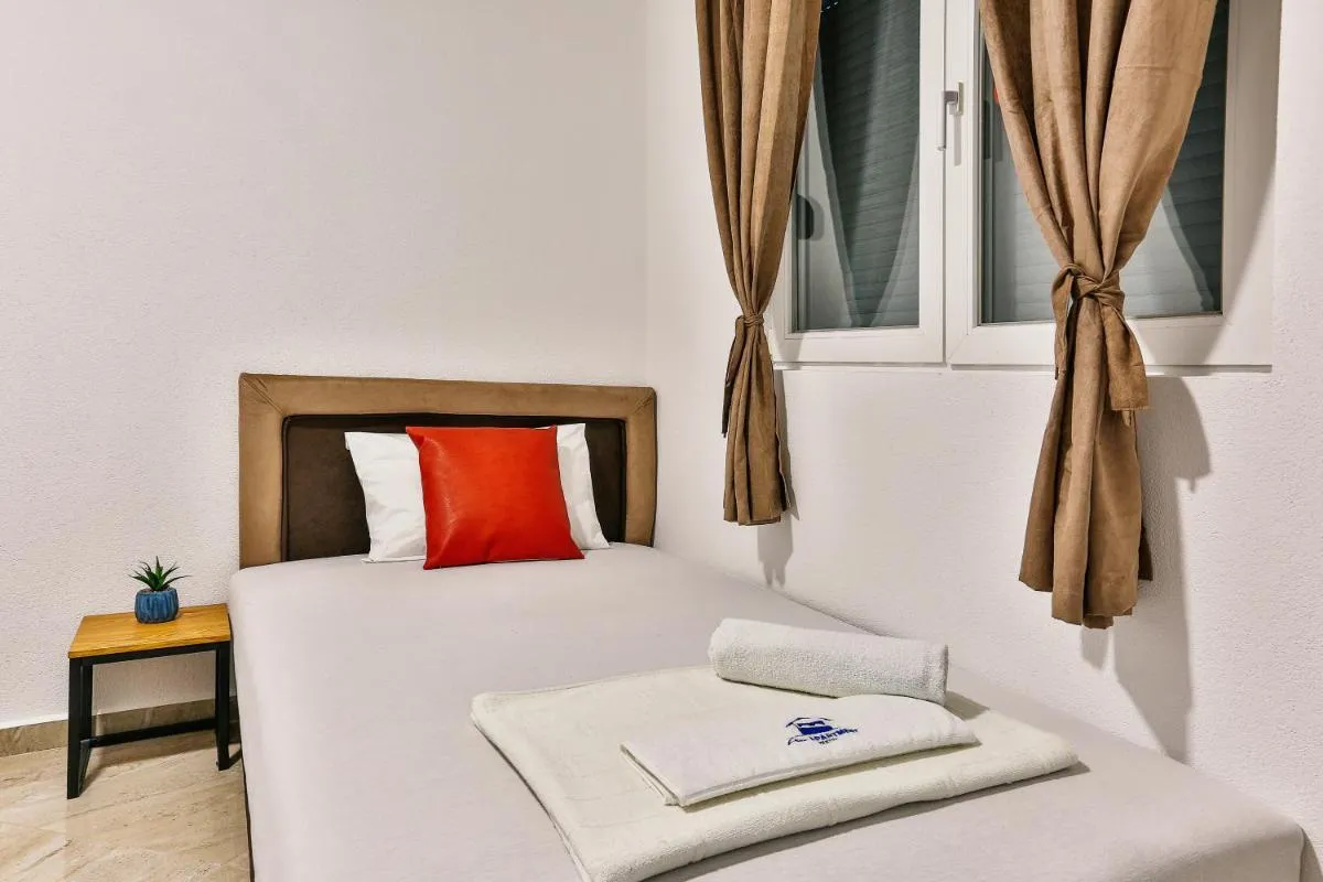 Image 5 of Zara Apartment