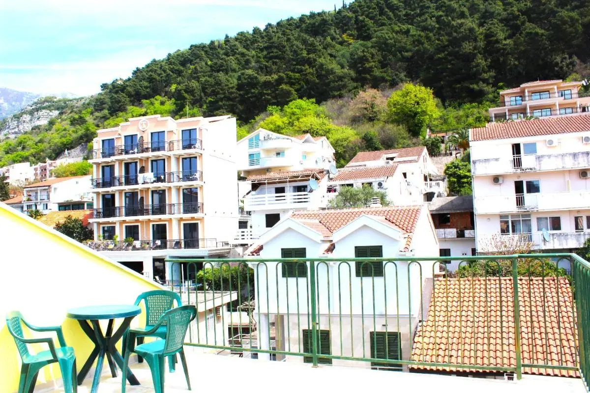 Image 5 of 2-level apartment with terraces by the sea