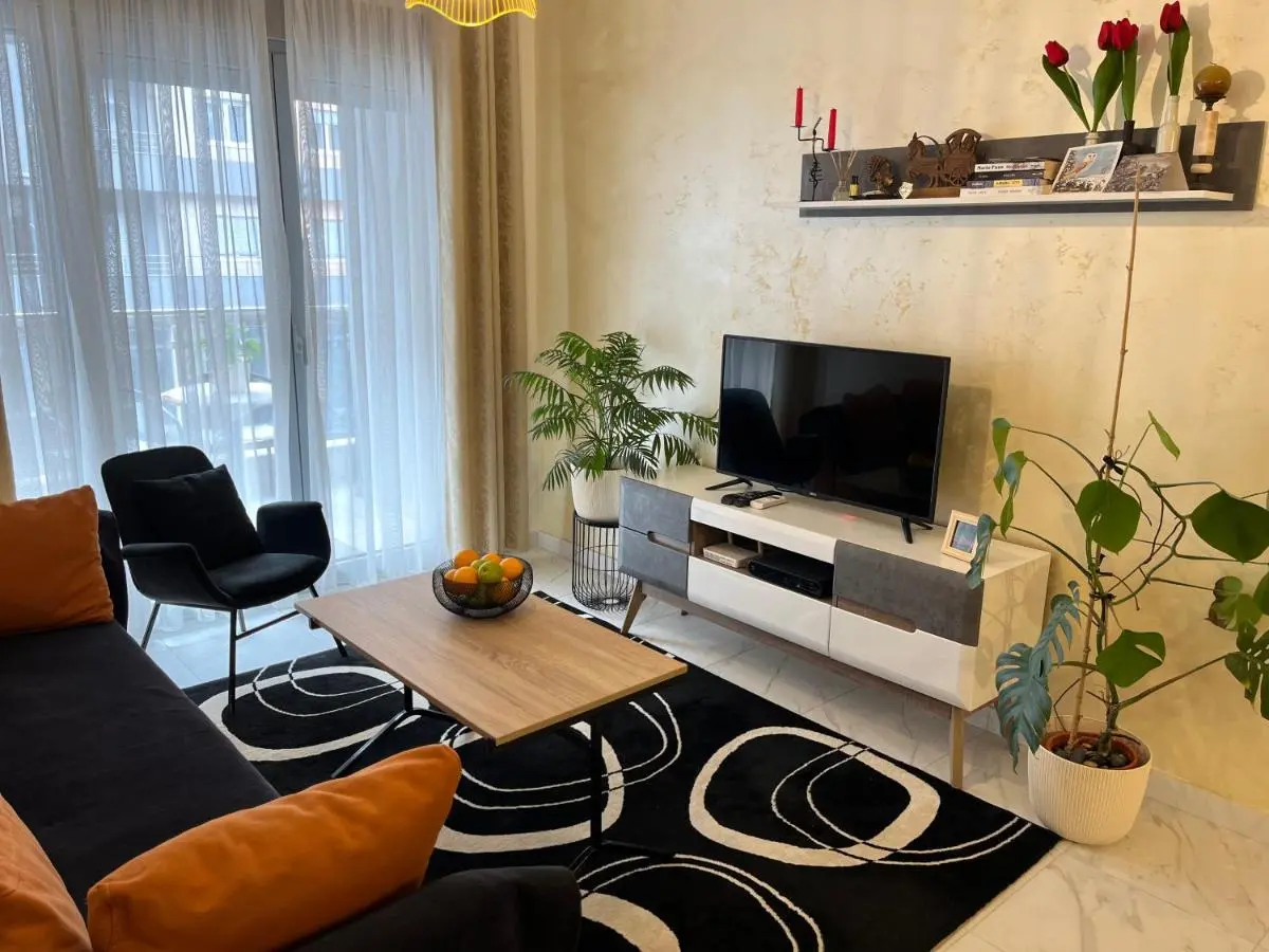 Image 4 of Ada apartman