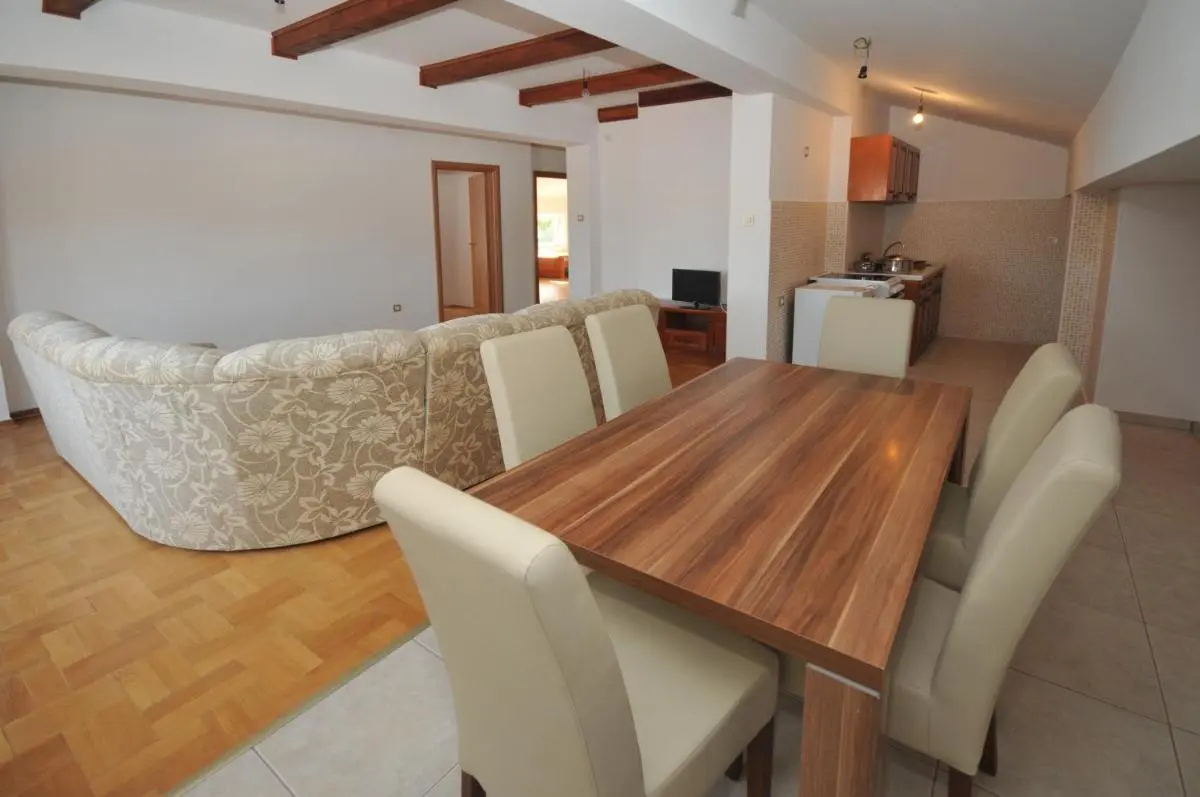 Image 2 of Apartman Bravo Budva