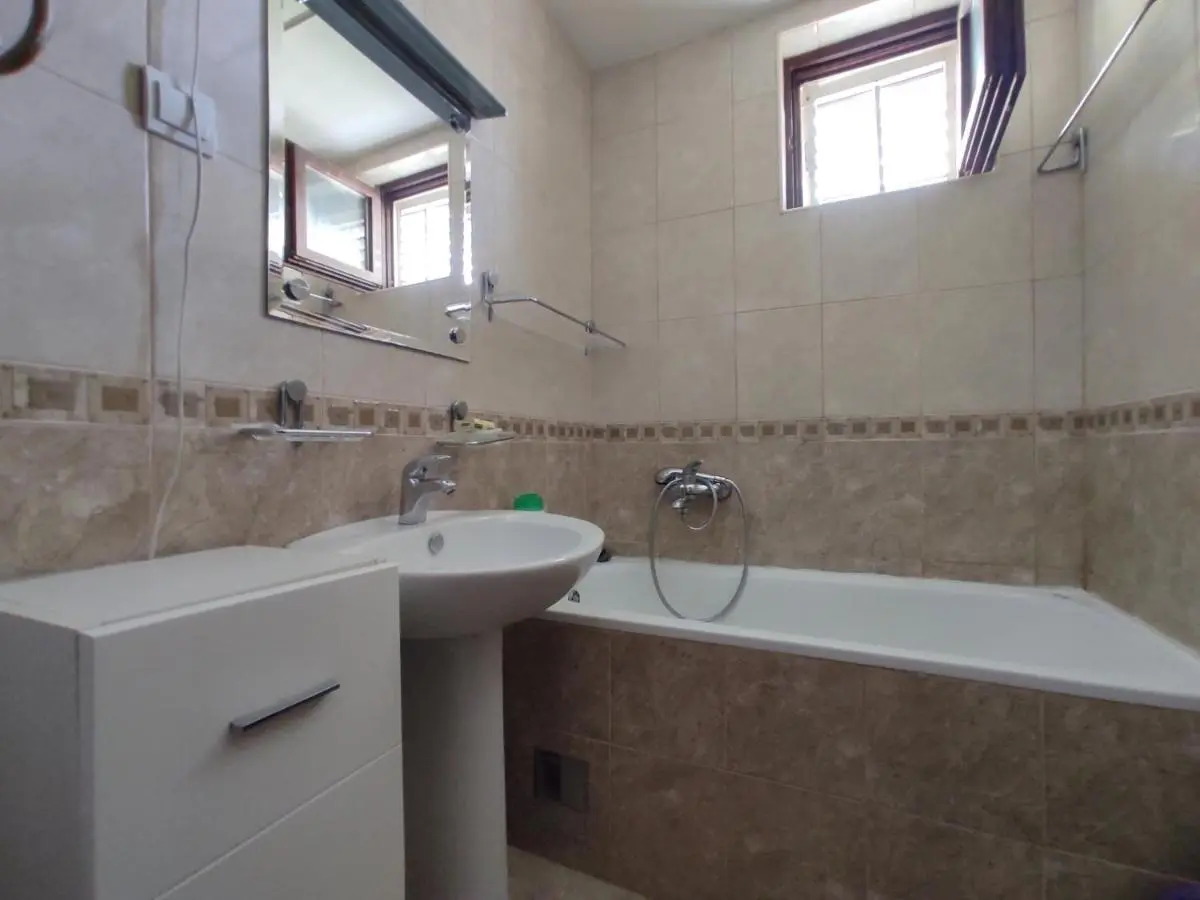 Image 2 of Apartment Golub