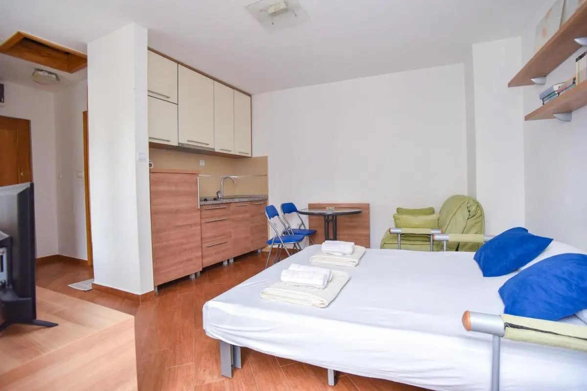 Image 3 of Apartment Lucky