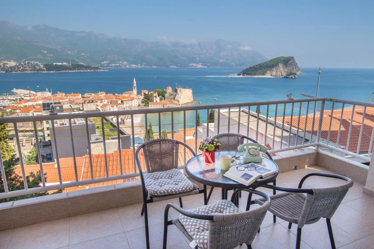 Image 5 of Apartments Inspiration