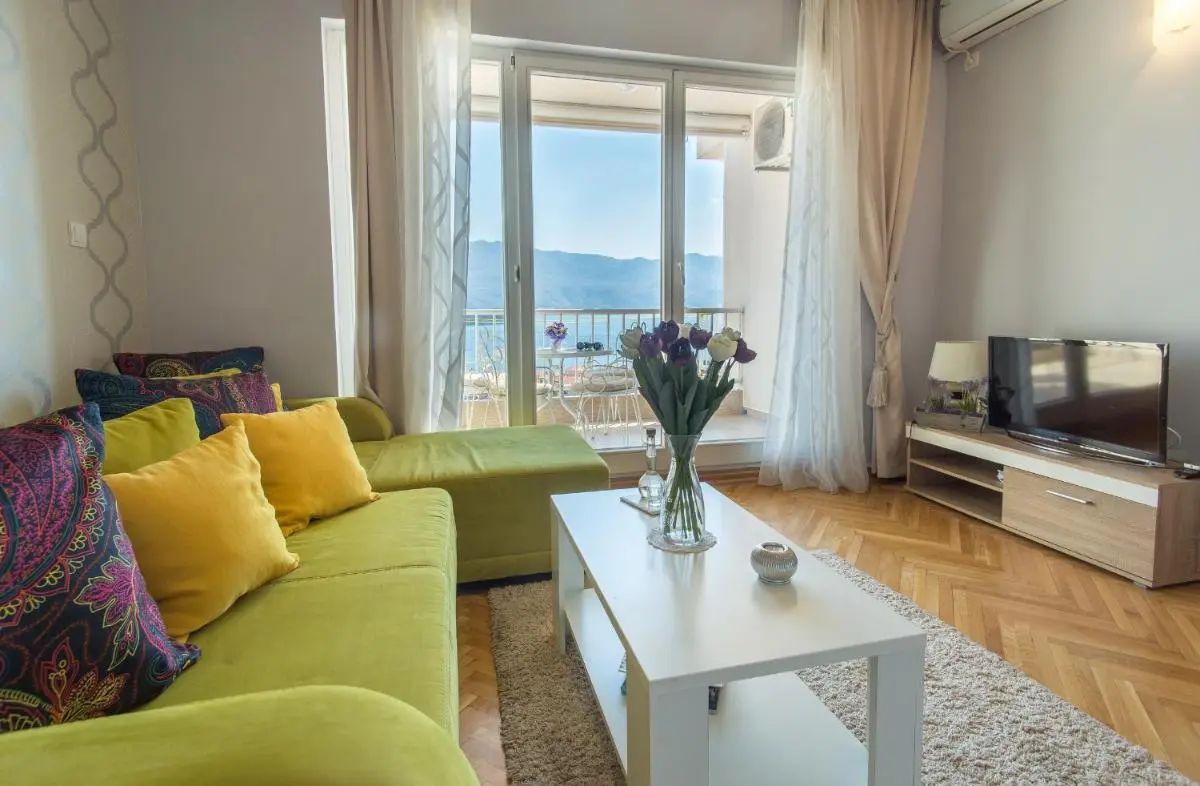 Image 4 of Apartments Inspiration