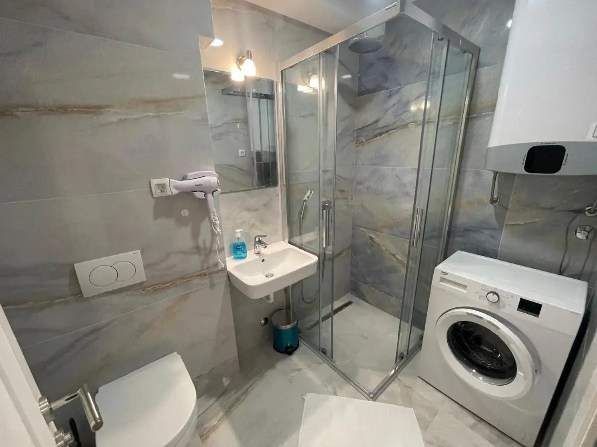 Image 2 of Apartments Visi