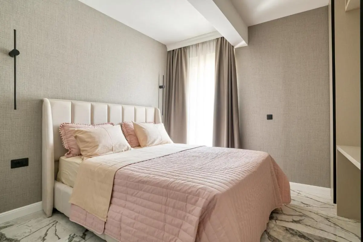 Image 6 of Apt “Royal Oak” 2 Bedroom with Garage Parking