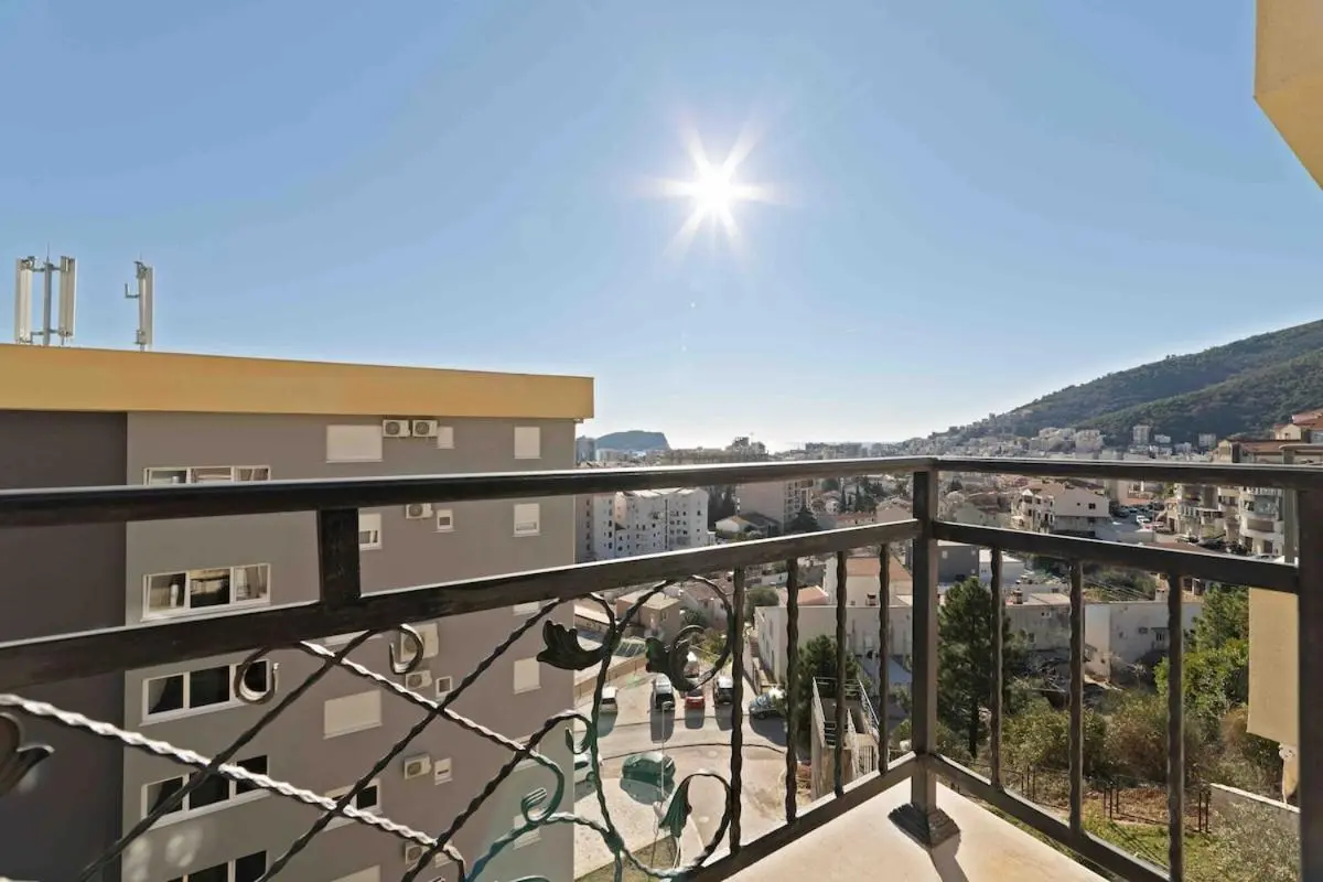 Image 5 of Aurora 4 Apartment with Parking