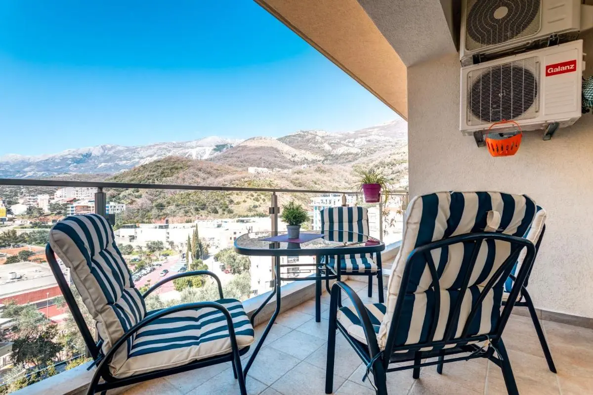 Image 3 of Belveder Apartments