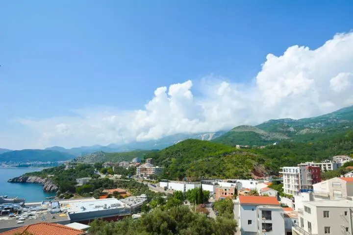 Image 4 of Belveder Apartments