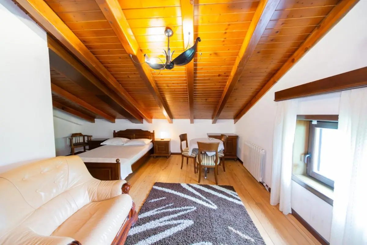 Image 5 of Blake’s Villa