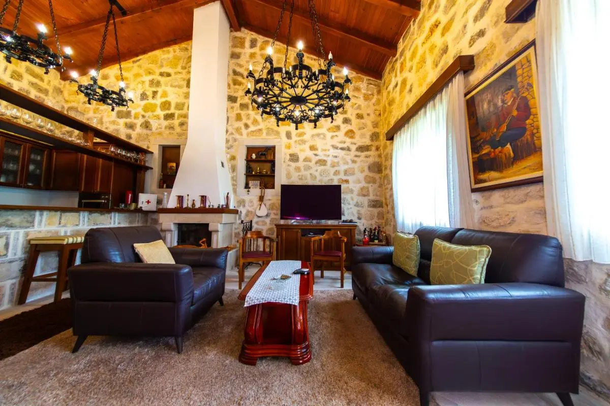 Image 3 of Blake’s Villa