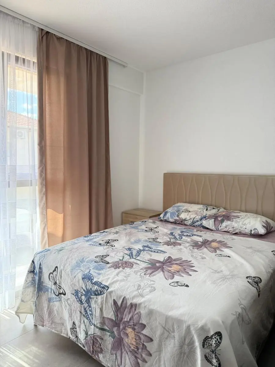 Image 1 of Blue Dreams Apartment