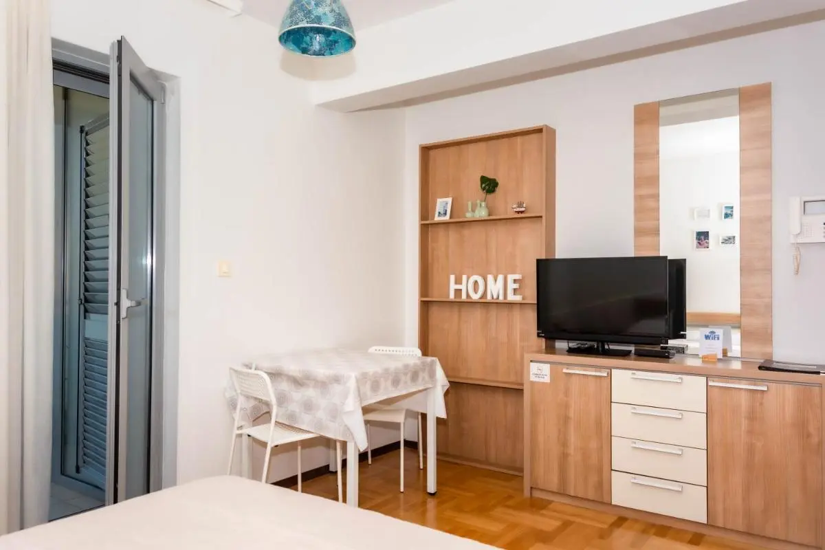 Image 4 of Bobo Apartment