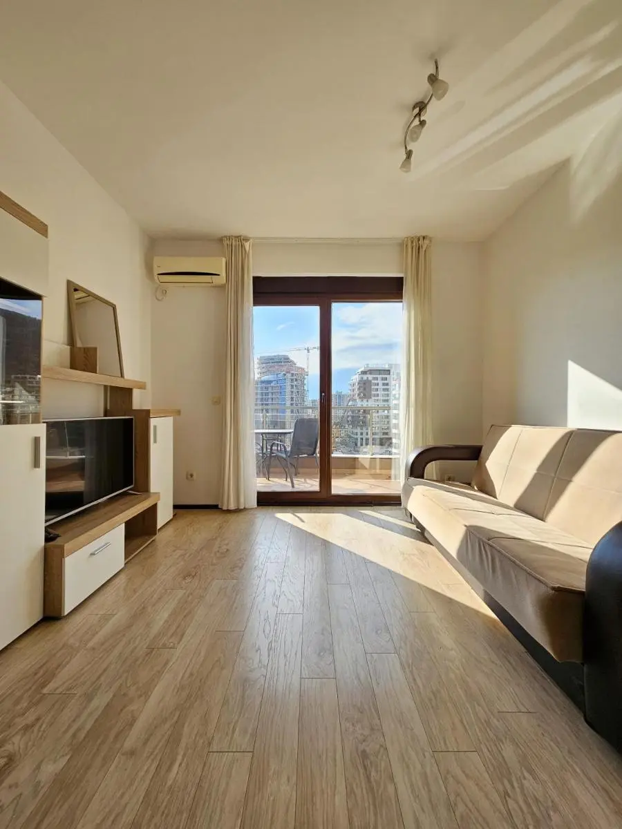 Image 3 of City Montesun Apartments 2