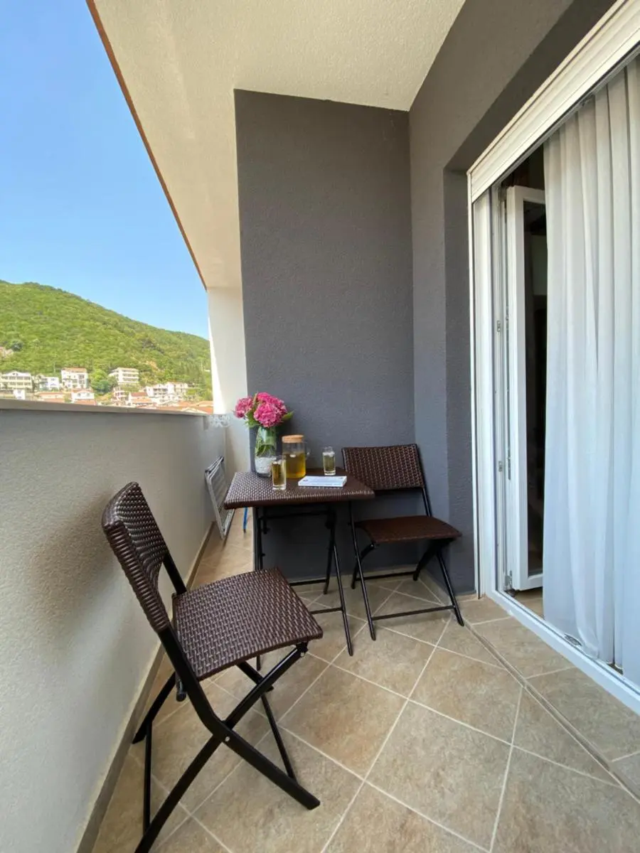 Image 2 of E3 Apartment