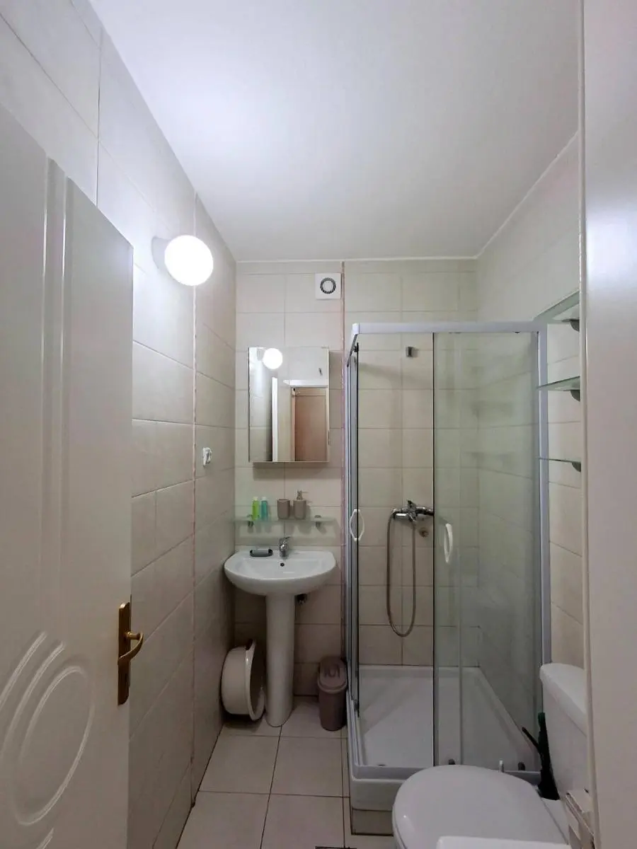 Image 5 of Felicia Apartments