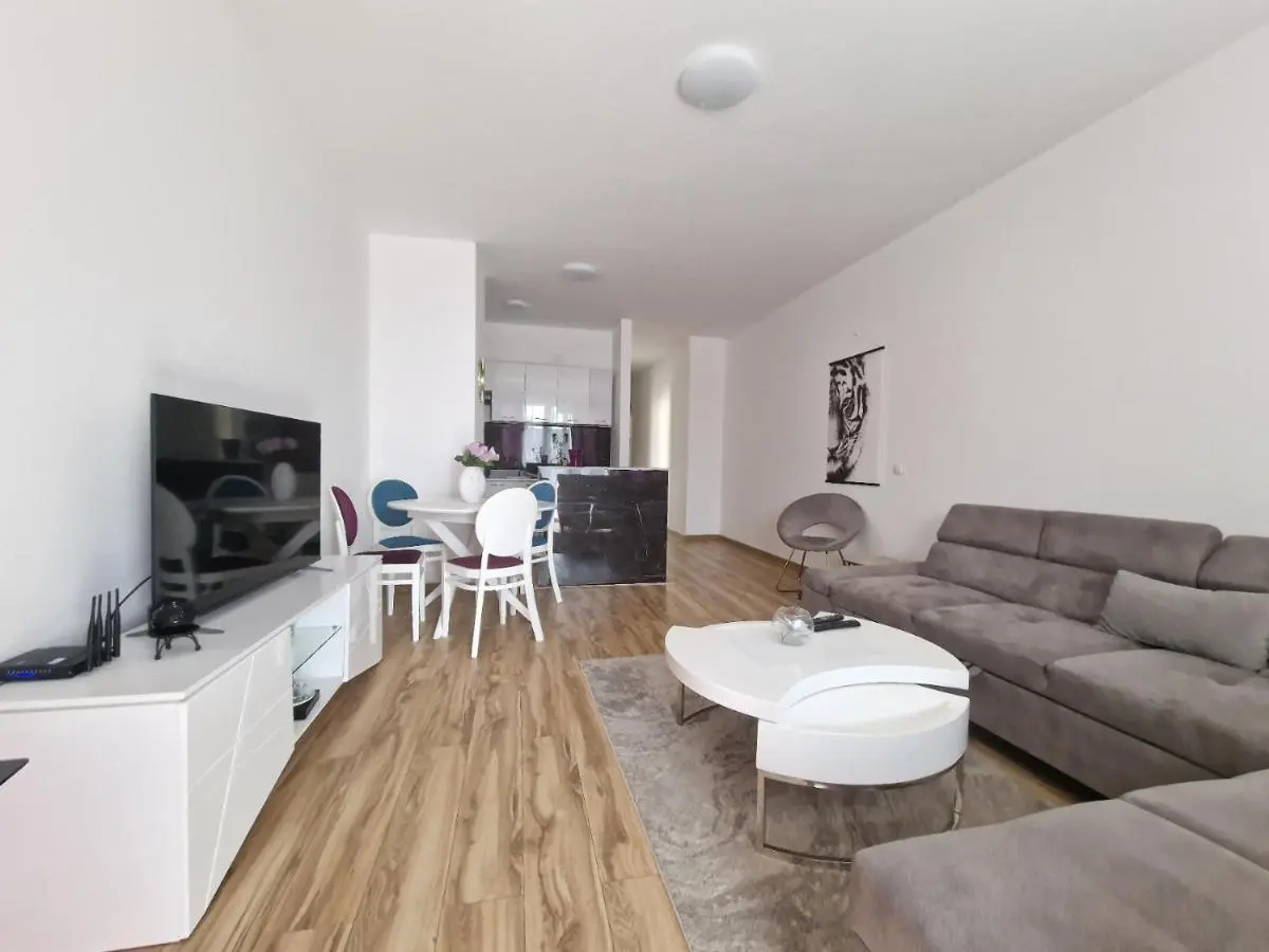 Image 5 of Flat Rafailovic One minute to Beach