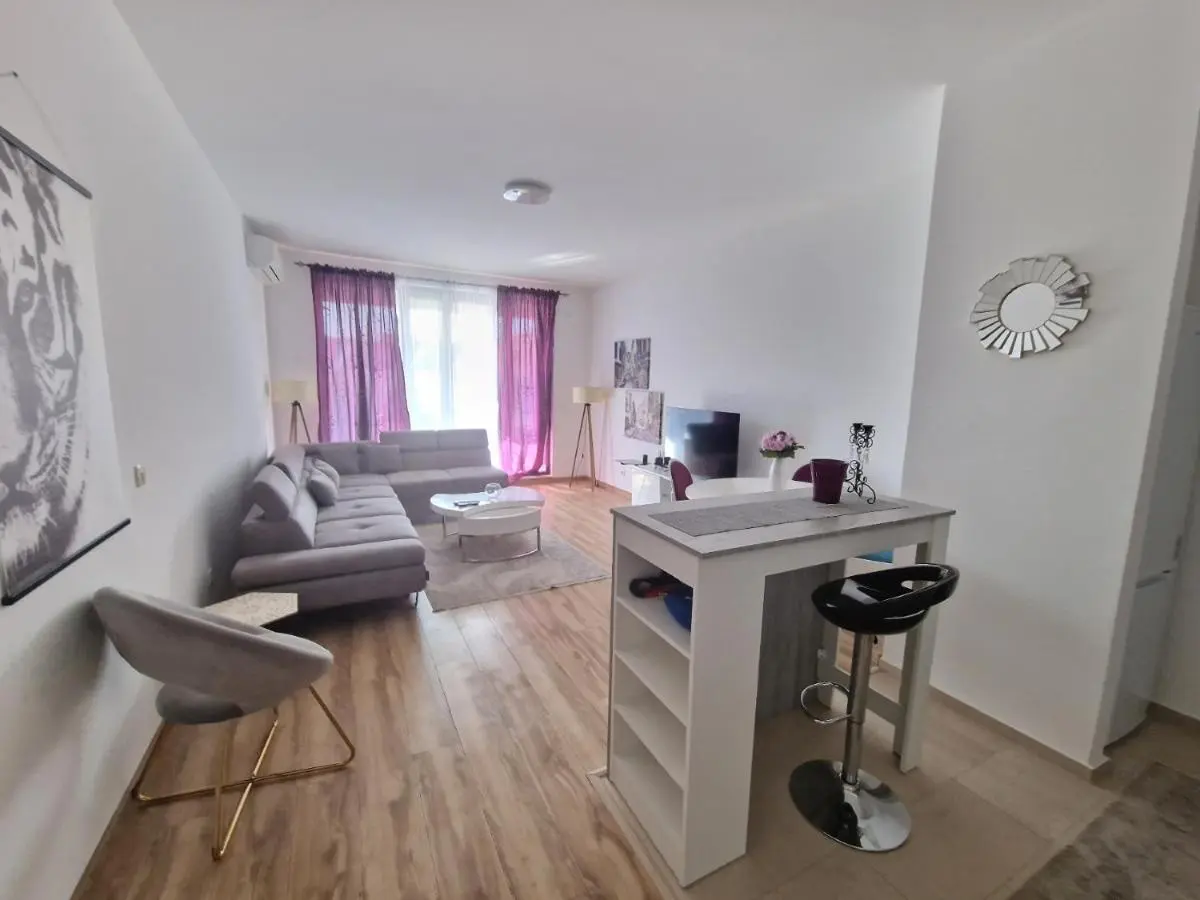 Image 4 of Flat Rafailovic One minute to Beach