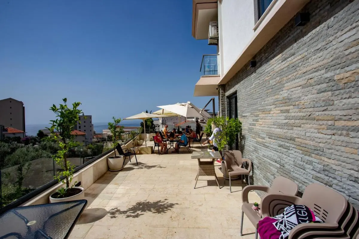 Image 6 of Golden flower apartments