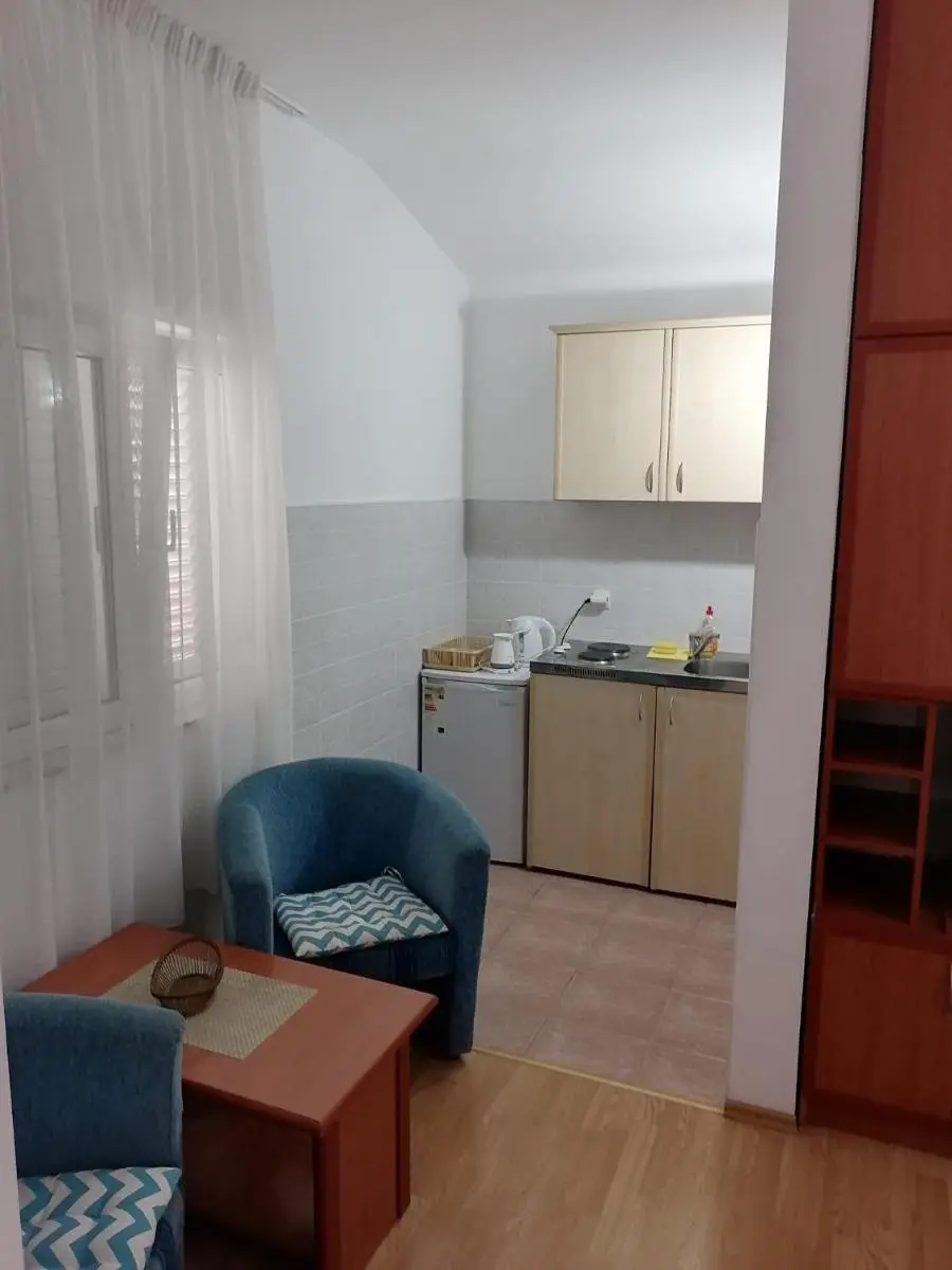 Image 6 of Guest House Garden