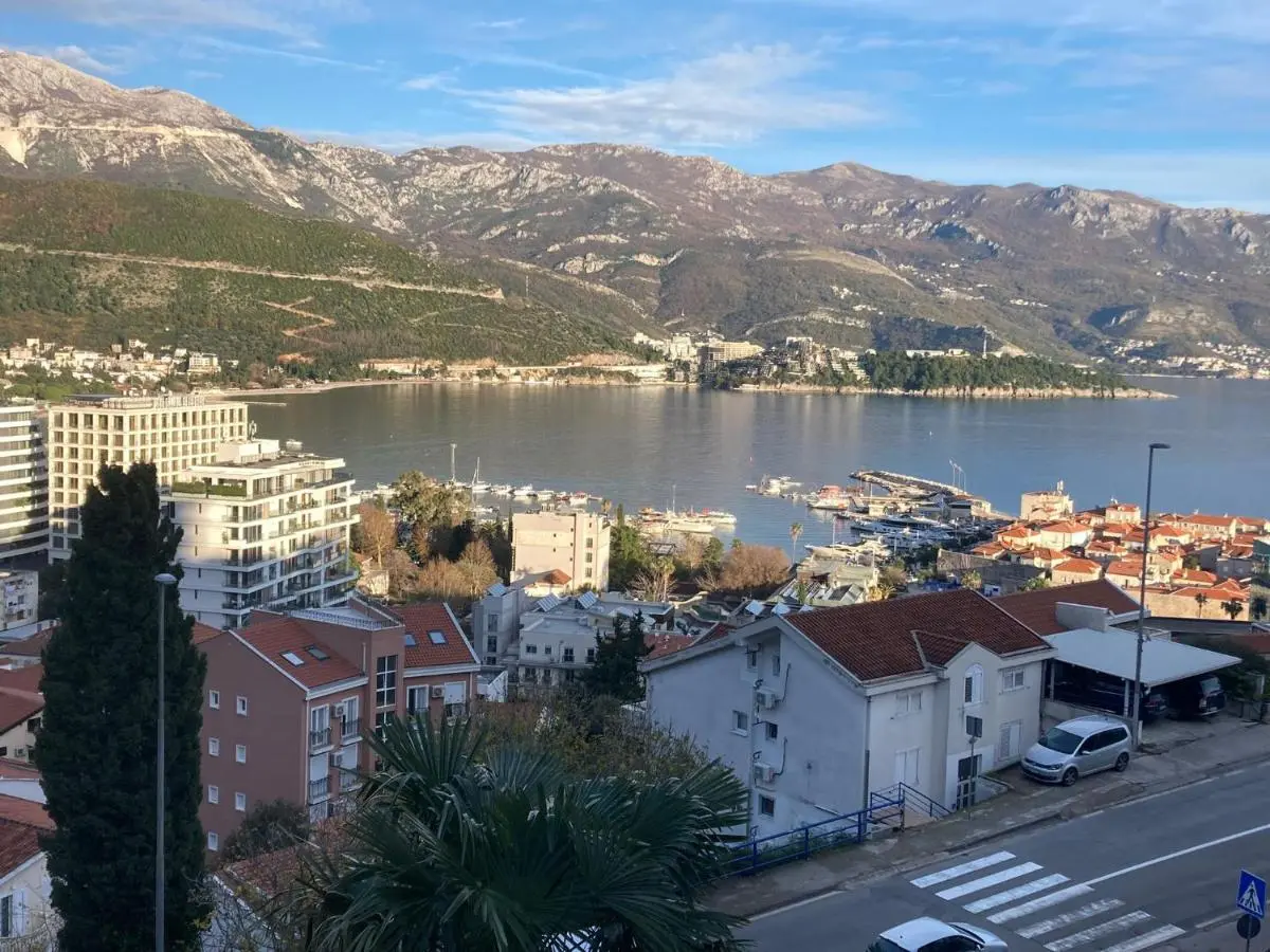 Image 1 of Guest House Garden