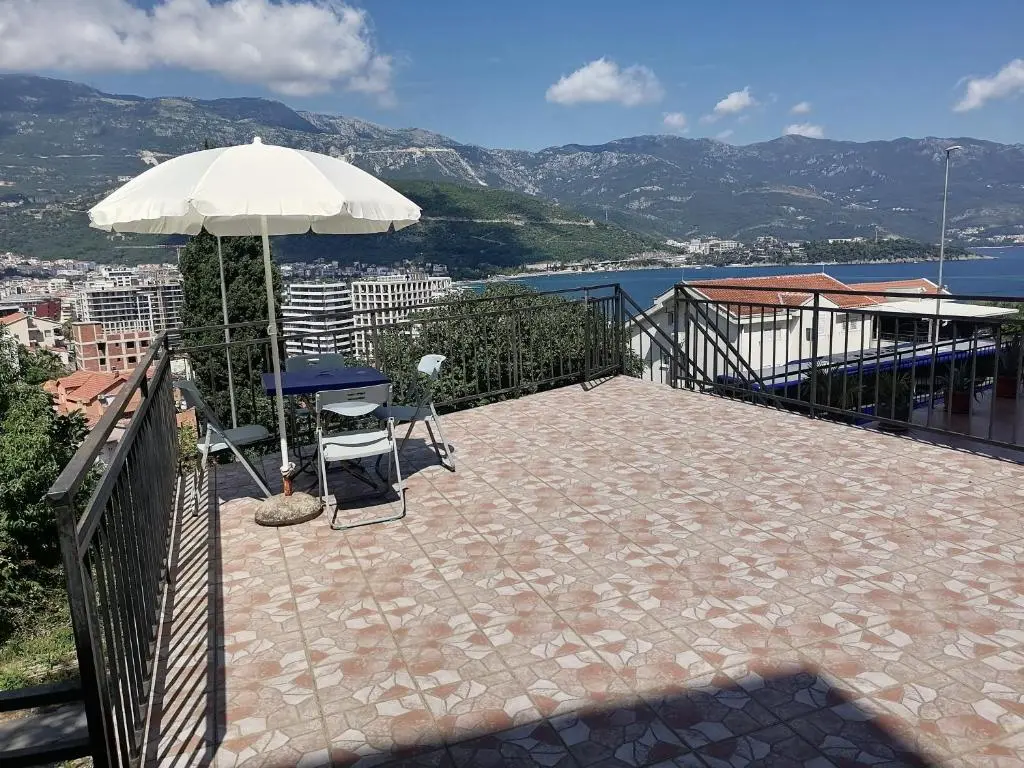 Image of Guest House Garden