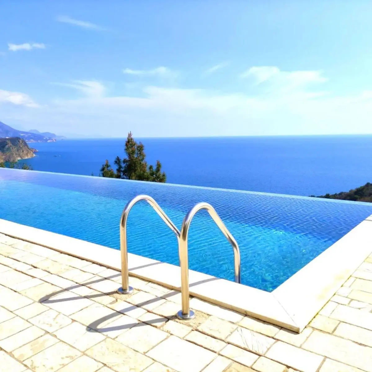 Image 3 of Hillside Apartment with Infinity Pool and Sea View