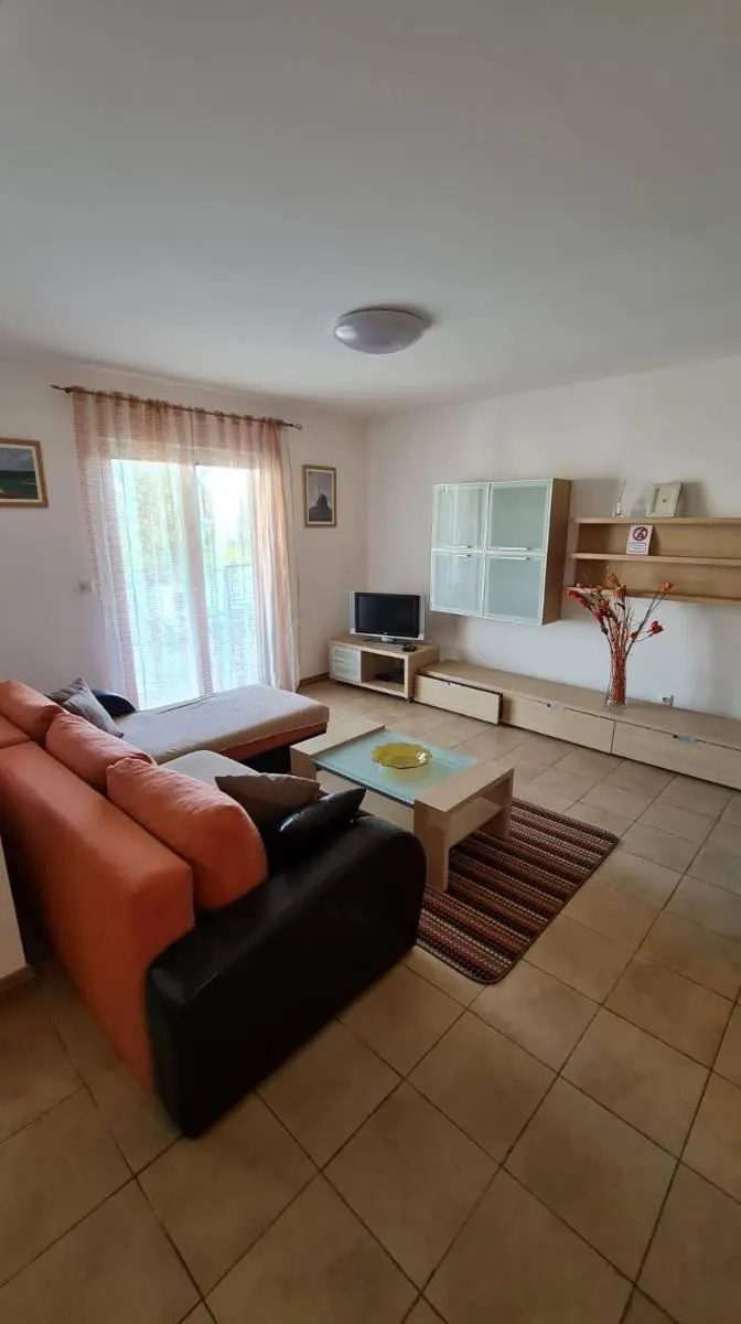 Image 6 of Irish Apartment Complex