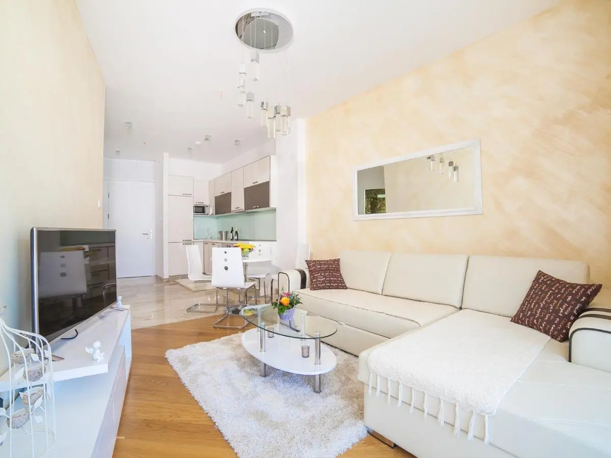 Image 3 of Luxury Apartment Valentina