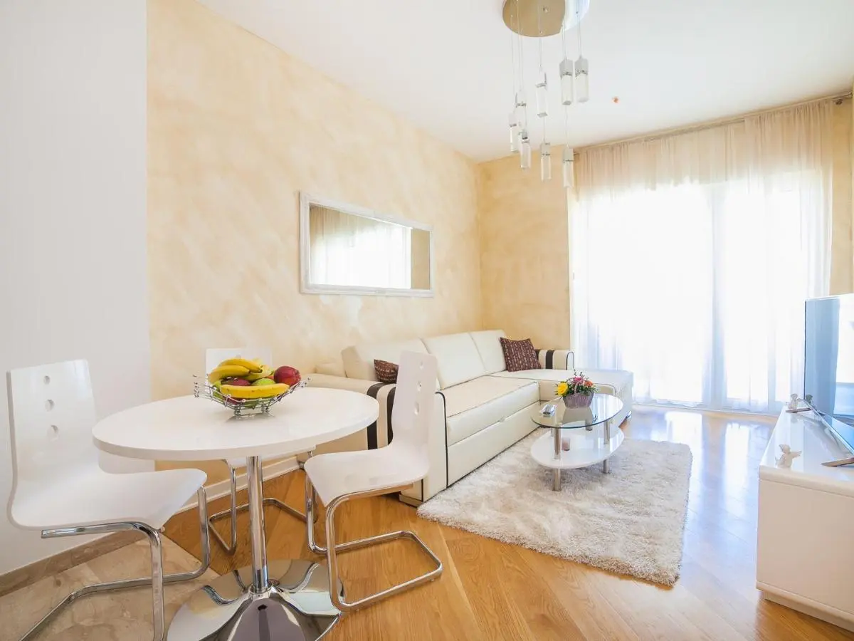 Image 2 of Luxury Apartment Valentina