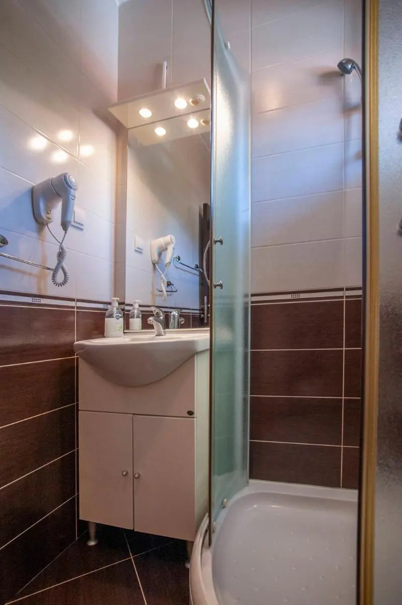 Image 3 of Mandir apartments – Center