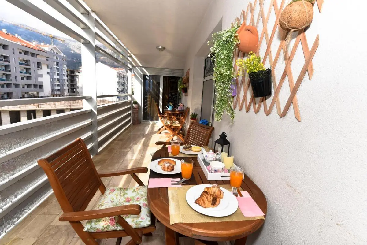 Image 6 of Marilyn Apartment