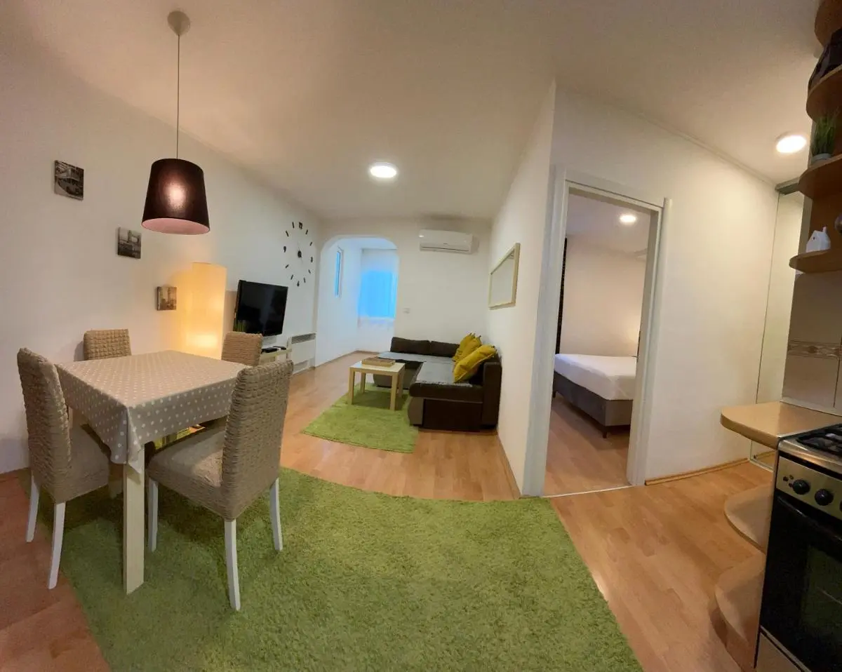 Image 3 of Mario Apartment