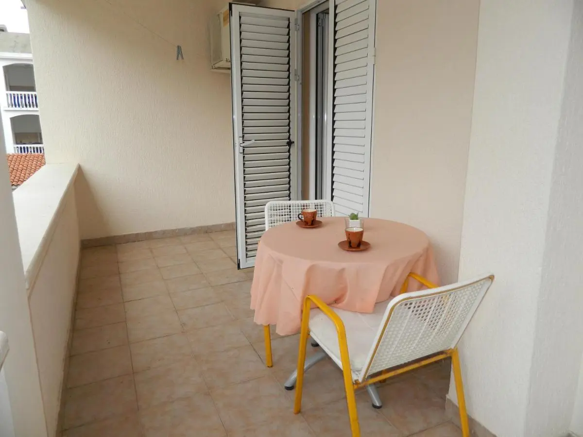 Image 2 of Mena apartmani