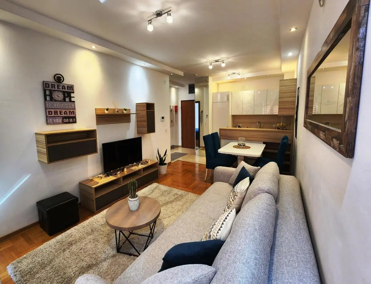 Image 1 of MiraBlu – New Modern Apartment – FREE parking