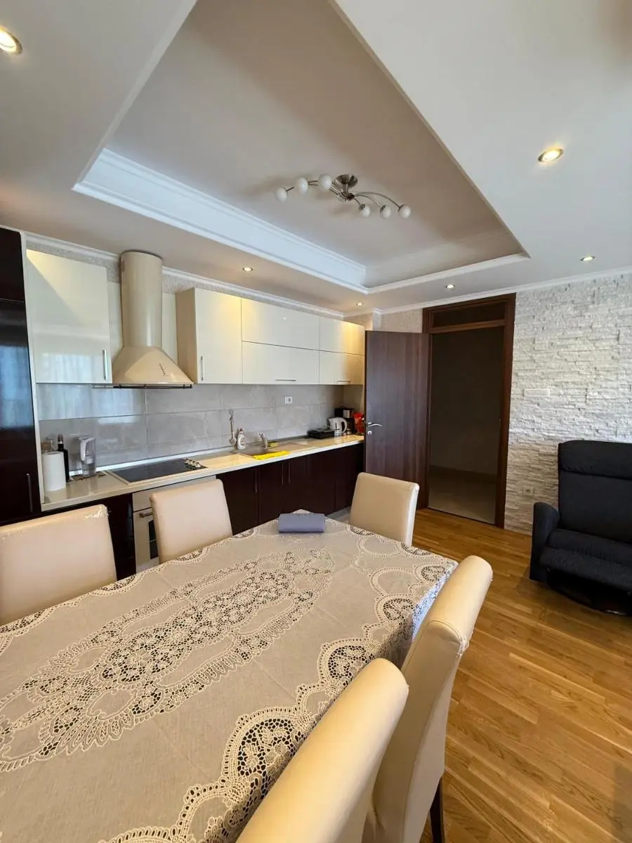 Image 3 of NOI 1 Apartment