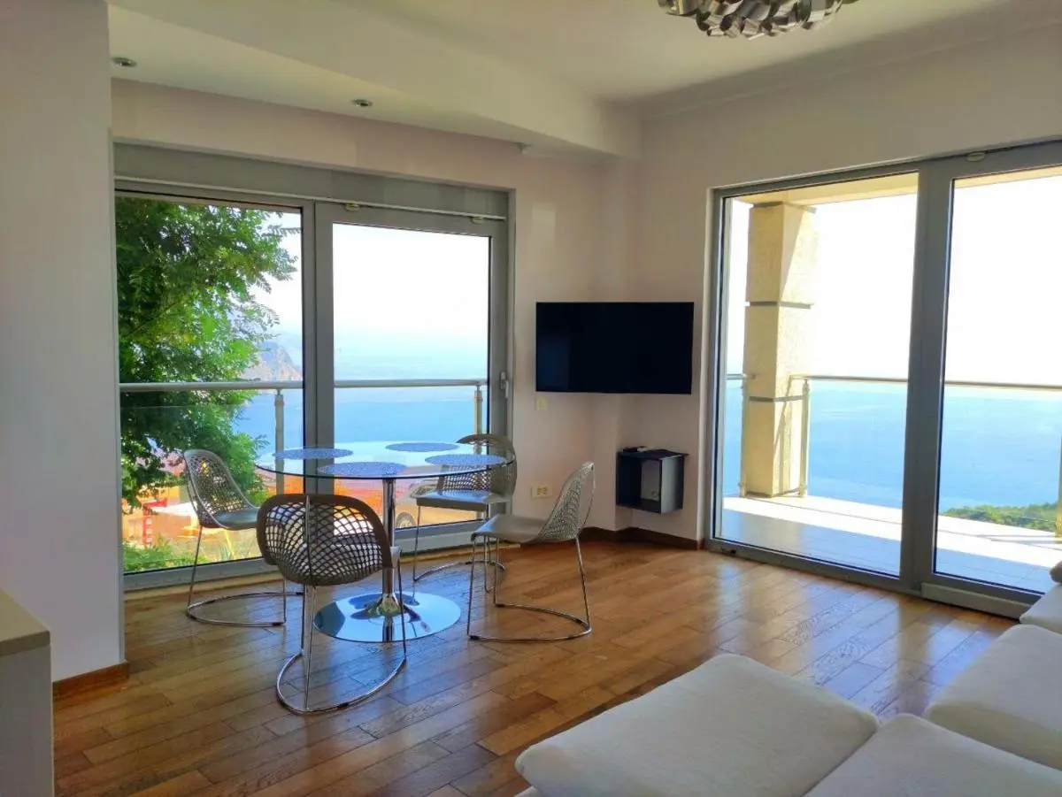 Image 5 of Nature Escape Infinity Pool and Amazing Sea View