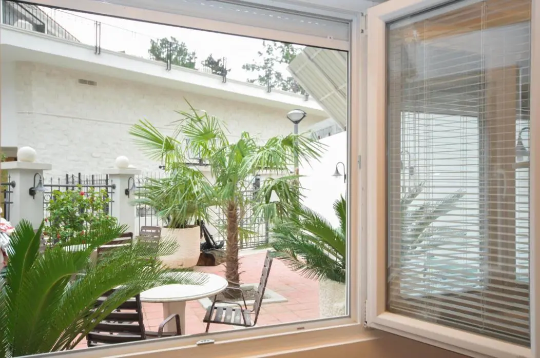 Image 2 of Oasis Seaside Rooms