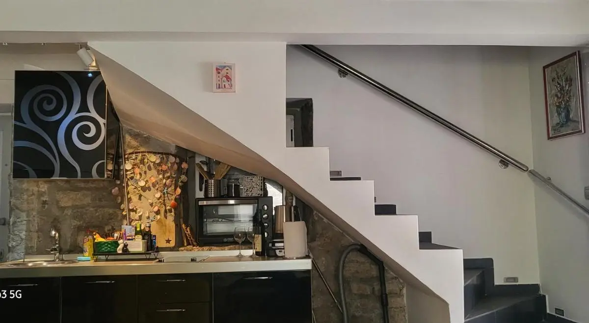 Image 1 of Old Town House Lina