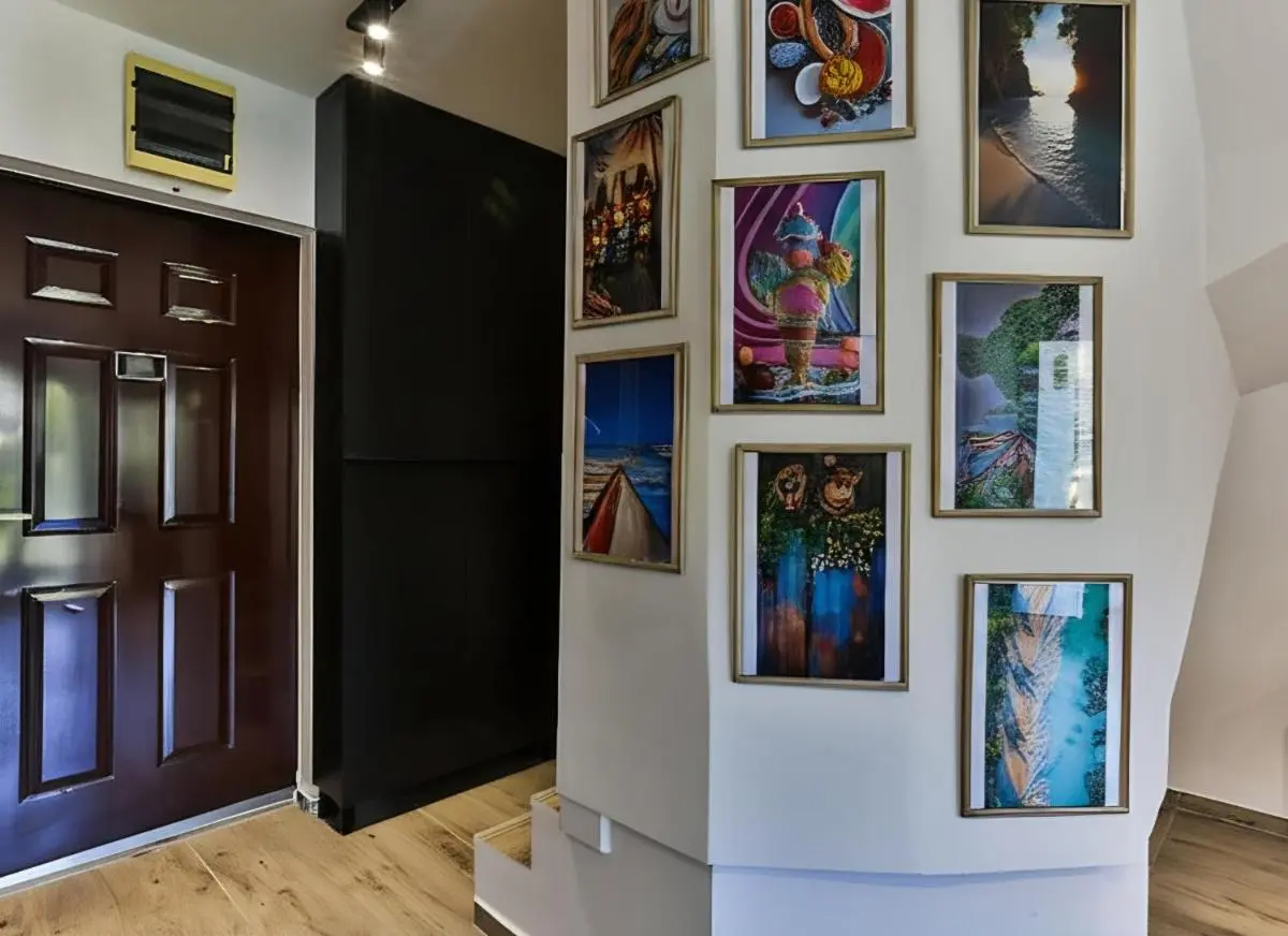 Image 4 of Palm Park Budva