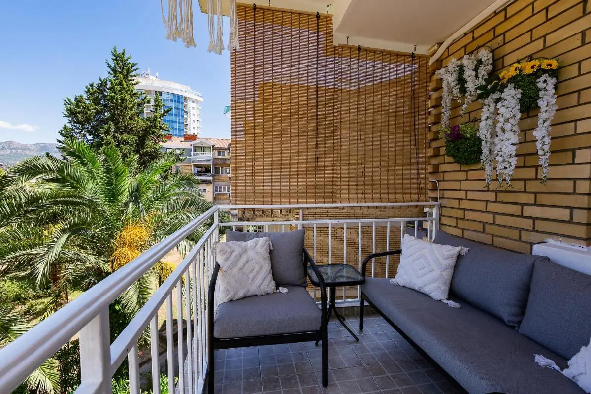 Image 5 of Palm Park Budva