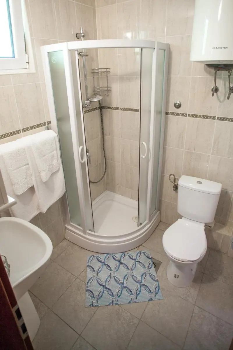 Image 3 of Panorama Apartments