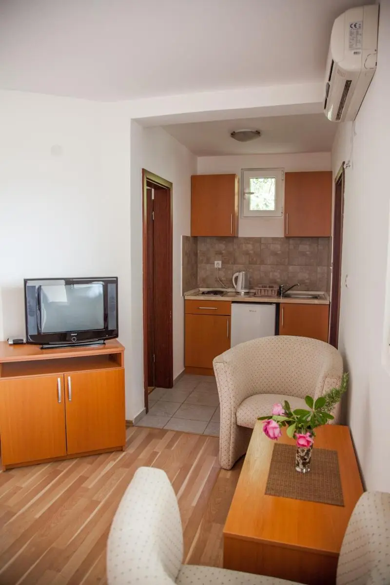 Image 5 of Panorama Apartments