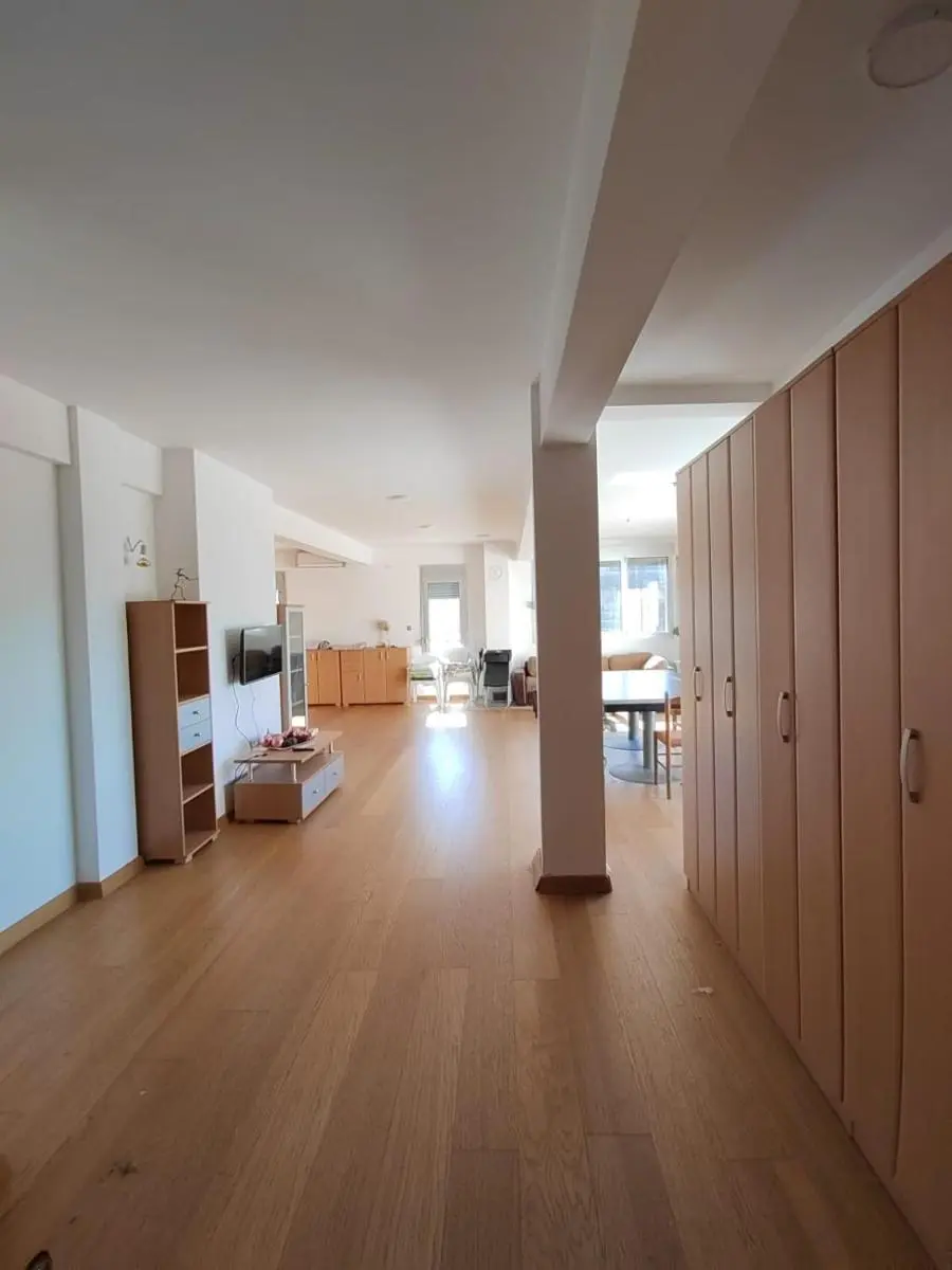 Image 6 of Penthouse 240