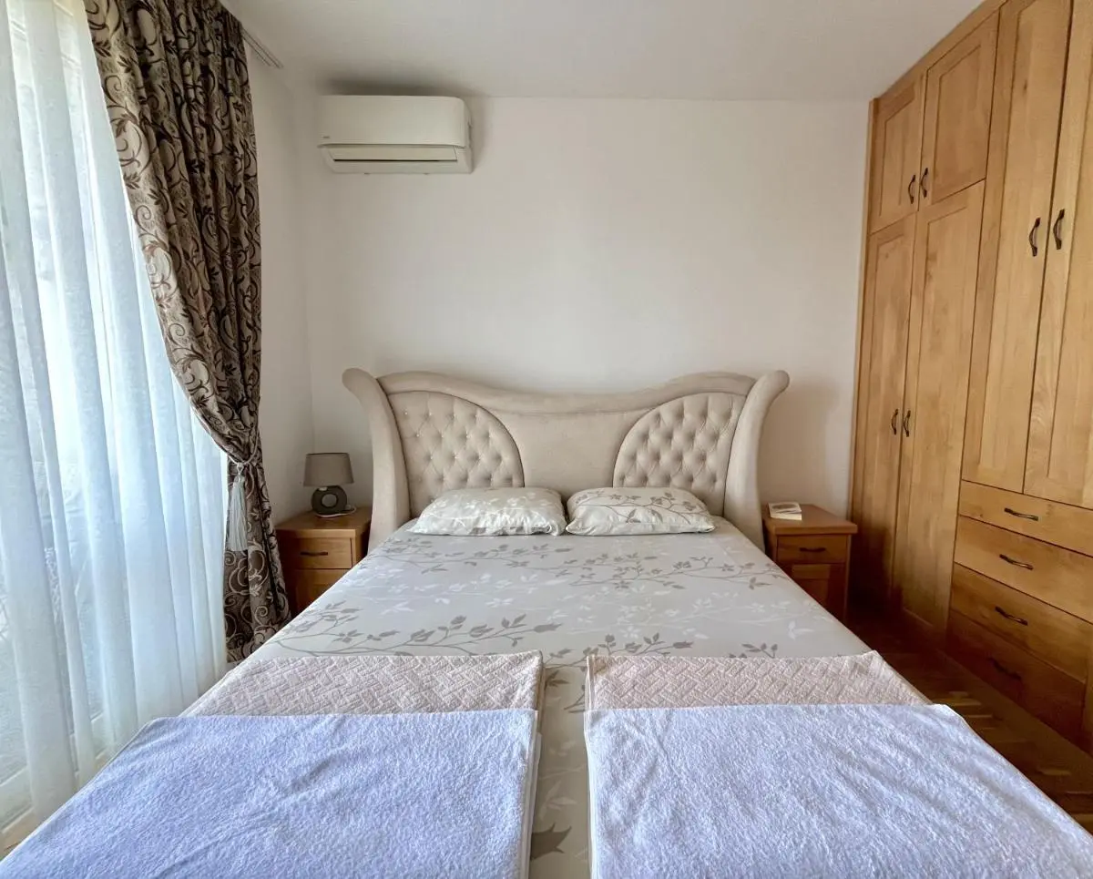 Image 6 of Plaza Apartment